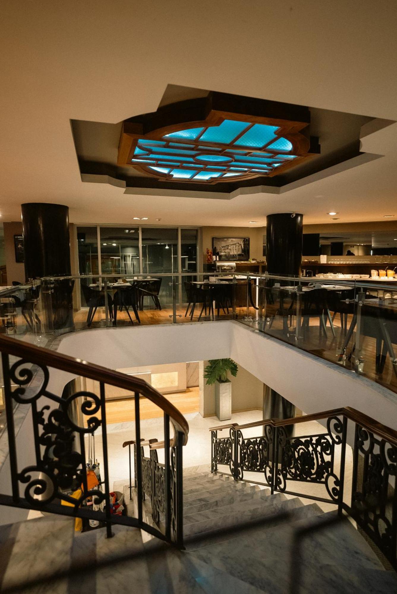 Yrigoyen 111 Hotel Кордова Екстер'єр фото